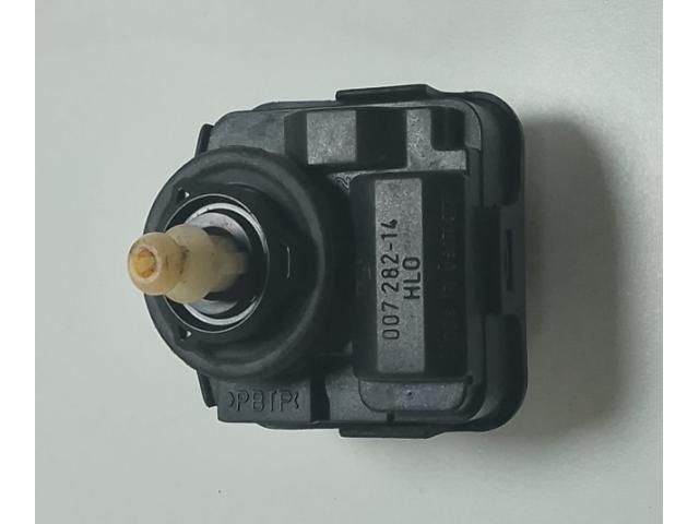 bontott AUDI A6 C5 Fényszórómagasság Állító Motor (Pozíciófüggetlen)