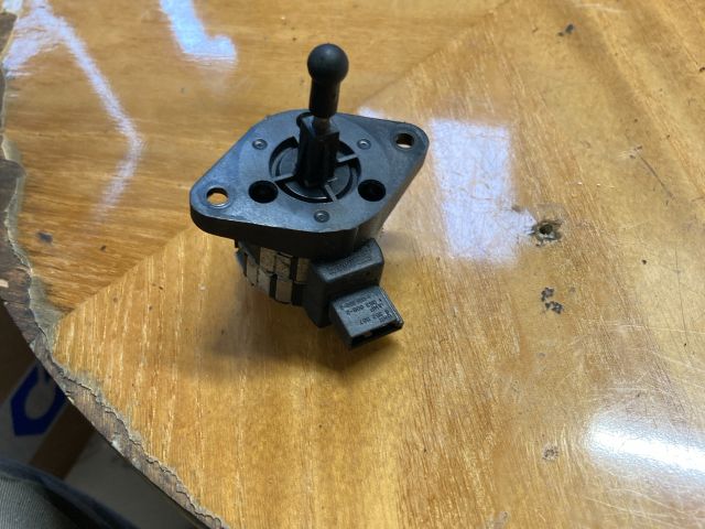 bontott AUDI A6 C5 Fényszórómagasság Állító Motor (Pozíciófüggetlen)