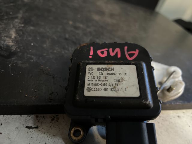 bontott AUDI A6 C5 Fűtés Állító Motor