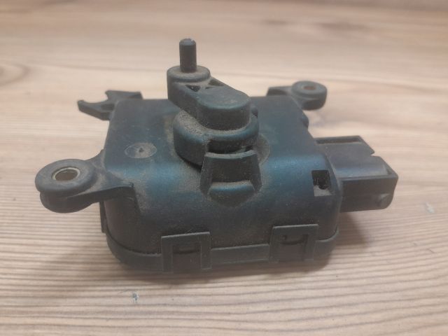 bontott AUDI A6 C5 Fűtés Állító Motor