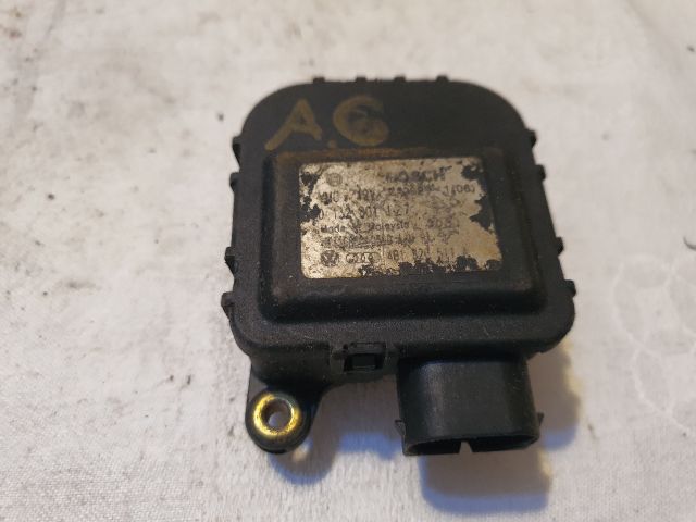 bontott AUDI A6 C5 Fűtés Állító Motor