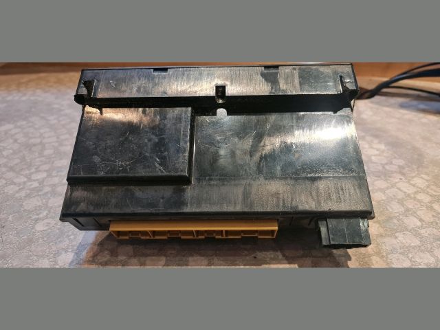 bontott AUDI A6 C5 Fűtéskapcsoló (digit klímás)