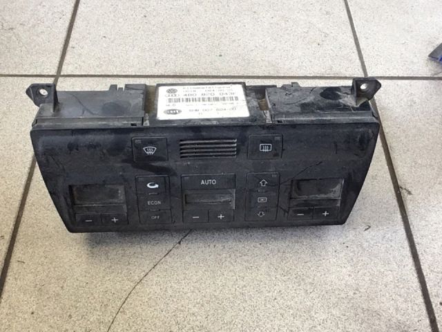 bontott AUDI A6 C5 Fűtéskapcsoló (digit klímás)