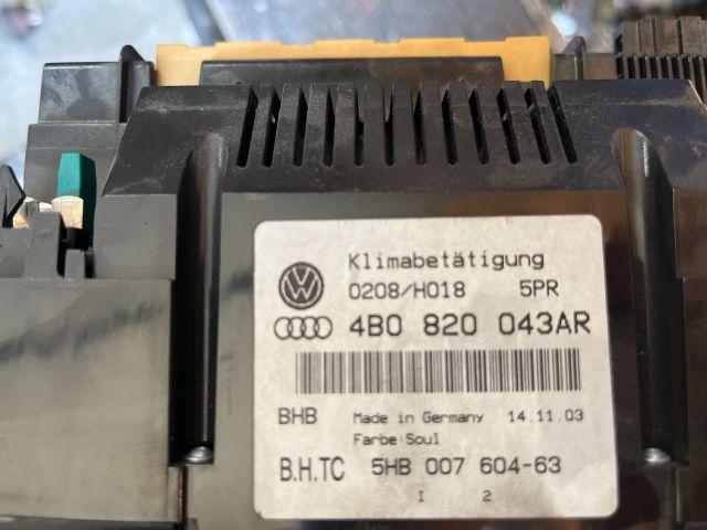 bontott AUDI A6 C5 Fűtéskapcsoló (digit klímás)