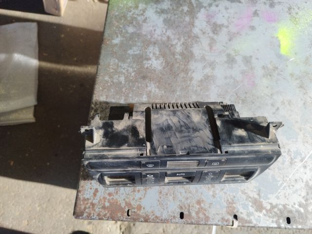 bontott AUDI A6 C5 Fűtéskapcsoló (digit klímás)