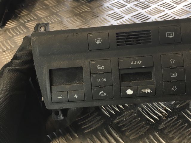 bontott AUDI A6 C5 Fűtéskapcsoló (digit klímás)