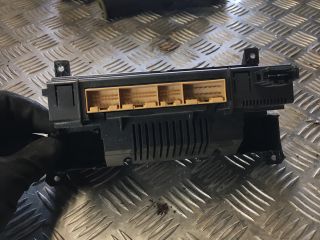 bontott AUDI A6 C5 Fűtéskapcsoló (digit klímás)