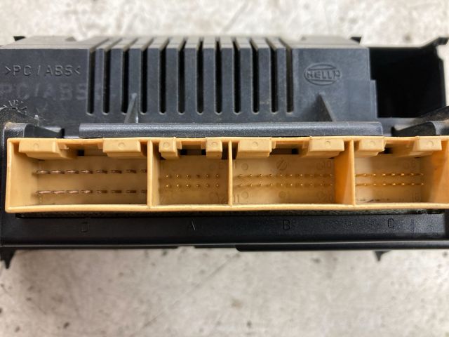 bontott AUDI A6 C5 Fűtéskapcsoló (digit klímás)