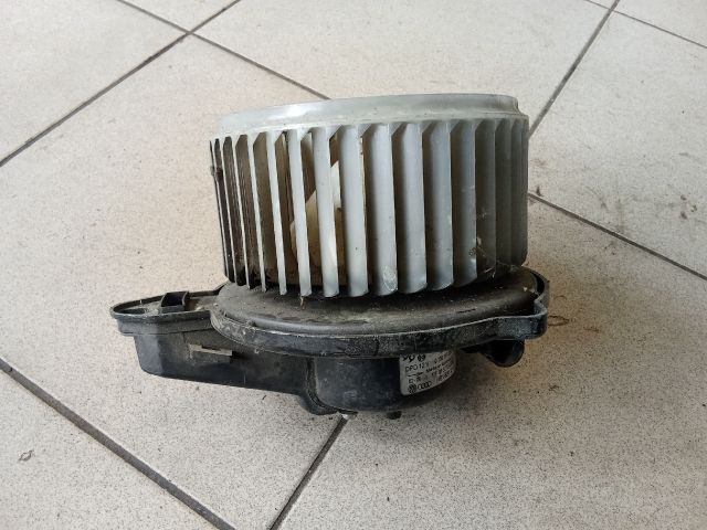 bontott AUDI A6 C5 Fűtőmotor (Klímás)