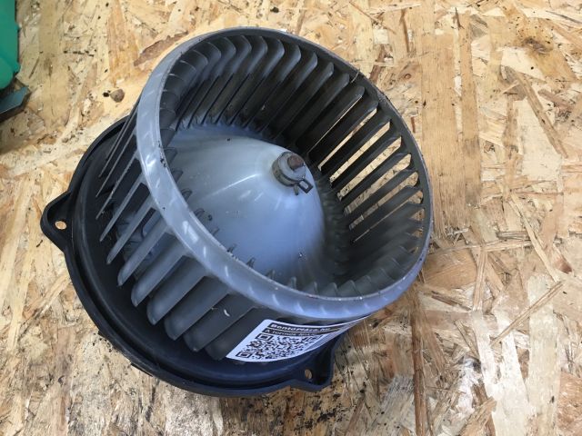 bontott AUDI A6 C5 Fűtőmotor (Klímás)