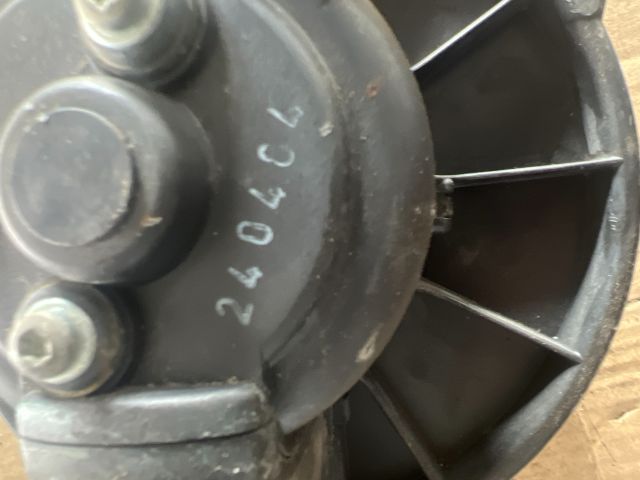 bontott AUDI A6 C5 Fűtőmotor (Klímás)