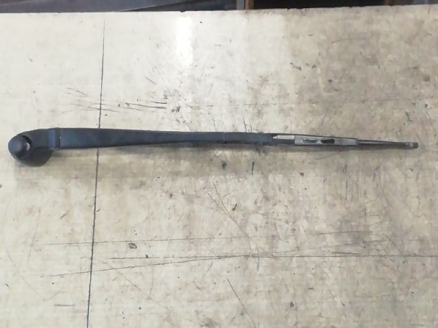 bontott AUDI A6 C5 Hátsó Ablaktörlő Kar