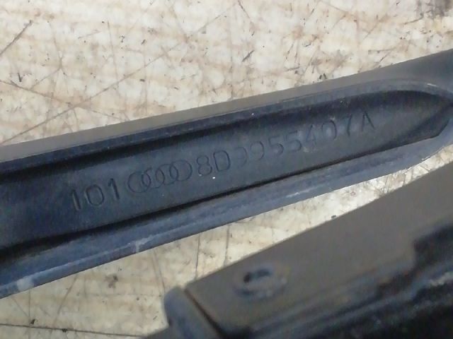 bontott AUDI A6 C5 Hátsó Ablaktörlő Kar