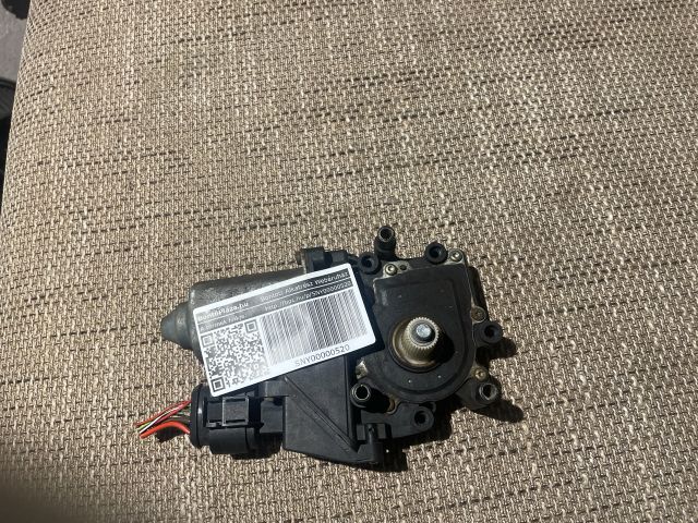 bontott AUDI A6 C5 Hátsó Ablaktörlő Motor