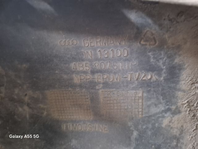 bontott AUDI A6 C5 Hátsó Lökhárító (Részeivel)