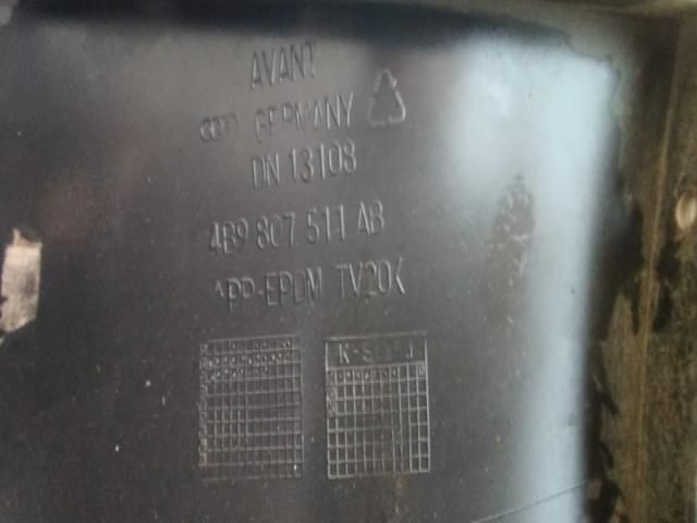 bontott AUDI A6 C5 Hátsó Lökhárító (Üresen)