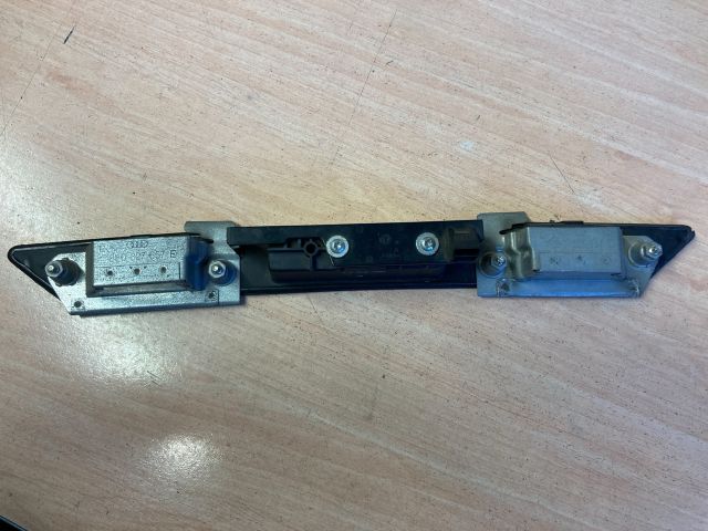 bontott AUDI A6 C5 Hátsó Rendszámtábla Világítás