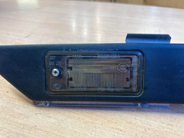 bontott AUDI A6 C5 Hátsó Rendszámtábla Világítás