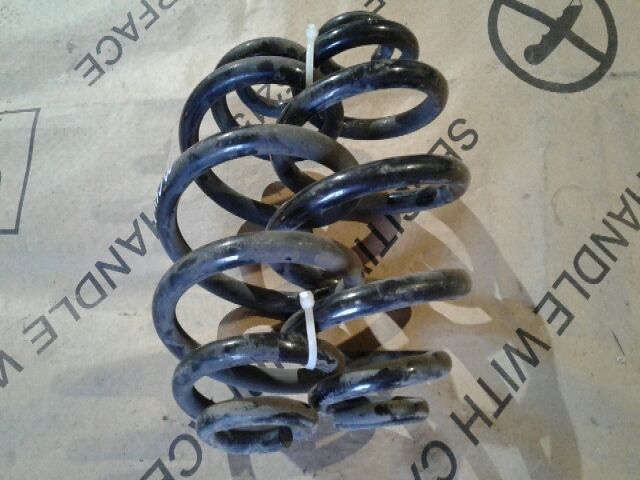 bontott AUDI A6 C5 Hátsó Rugó Pár