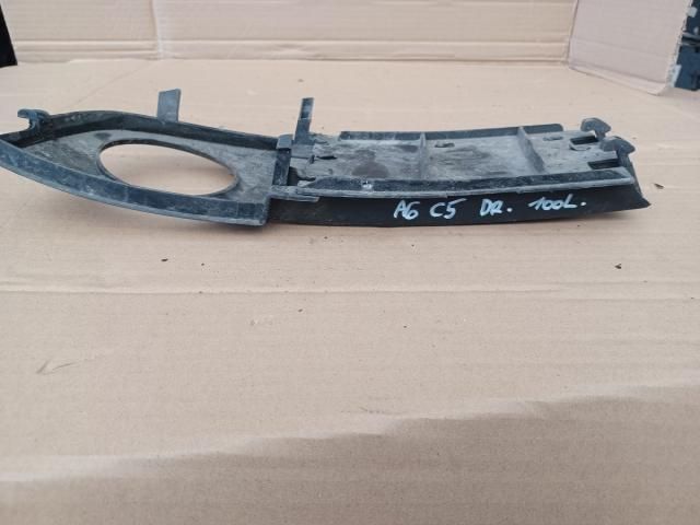 bontott AUDI A6 C5 Hűtőrács