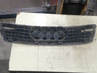 bontott AUDI A6 C5 Hűtőrács