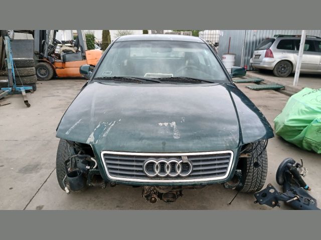 bontott AUDI A6 C5 Hűtőrács