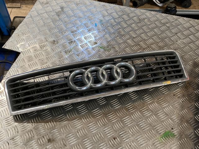 bontott AUDI A6 C5 Hűtőrács