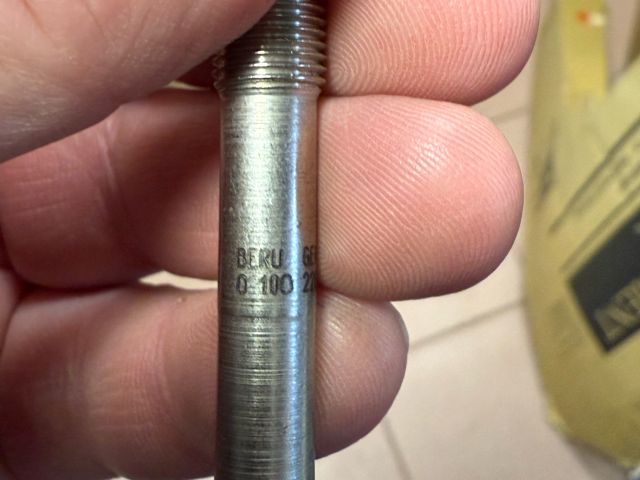 bontott AUDI A6 C5 Izzító/Gyújtó Gyertya