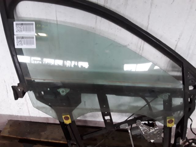 bontott AUDI A6 C5 Jobb első Ablak