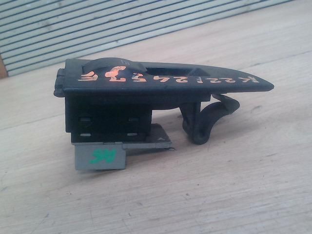 bontott AUDI A6 C5 Jobb első Ablakemelő Kapcsoló