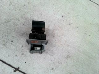 bontott AUDI A6 C5 Jobb első Ablakemelő Kapcsoló