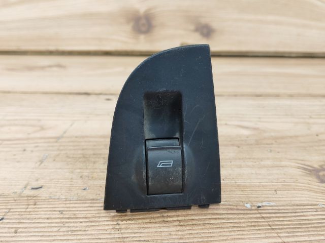 bontott AUDI A6 C5 Jobb első Ablakemelő Kapcsoló