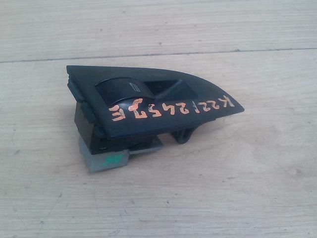 bontott AUDI A6 C5 Jobb első Ablakemelő Kapcsoló