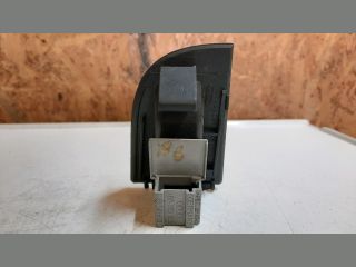 bontott AUDI A6 C5 Jobb első Ablakemelő Kapcsoló