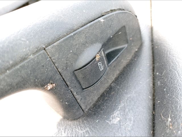 bontott AUDI A6 C5 Jobb első Ablakemelő Kapcsoló