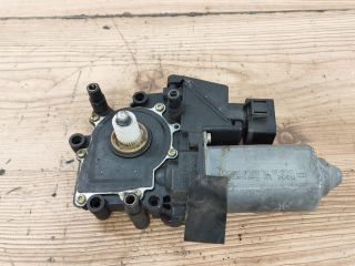 bontott AUDI A6 C5 Jobb első Ablakemelő Motor