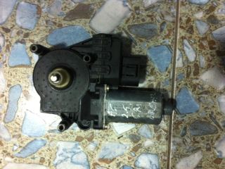 bontott AUDI A6 C5 Jobb első Ablakemelő Motor