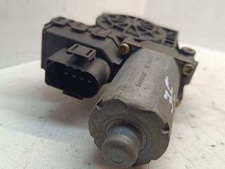 bontott AUDI A6 C5 Jobb első Ablakemelő Motor