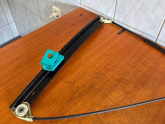 bontott AUDI A6 C5 Jobb első Ablakemelő Szerkezet (Elektromos)