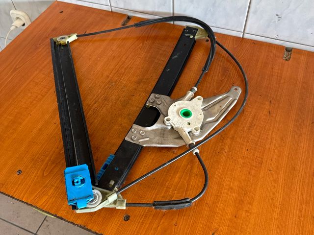 bontott AUDI A6 C5 Jobb első Ablakemelő Szerkezet (Elektromos)