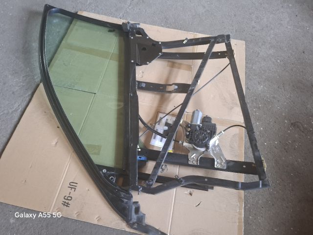 bontott AUDI A6 C5 Jobb első Ablakemelő Szerkezet (Elektromos)