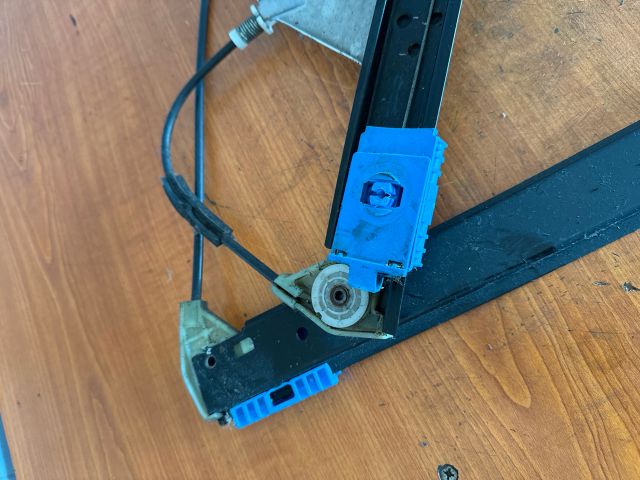 bontott AUDI A6 C5 Jobb első Ablakemelő Szerkezet (Elektromos)