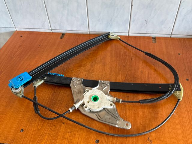 bontott AUDI A6 C5 Jobb első Ablakemelő Szerkezet (Elektromos)