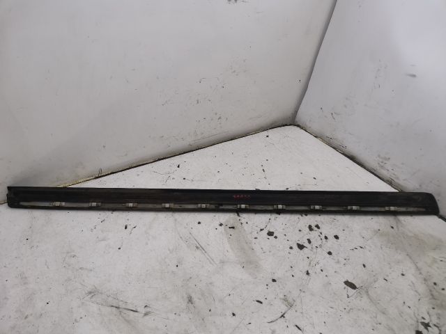 bontott AUDI A6 C5 Jobb első Ajtó Díszléc