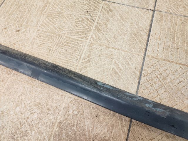 bontott AUDI A6 C5 Jobb első Ajtó Díszléc