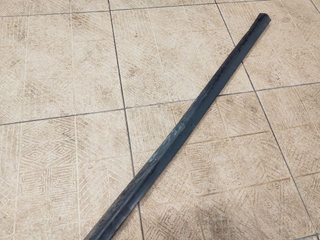 bontott AUDI A6 C5 Jobb első Ajtó Díszléc