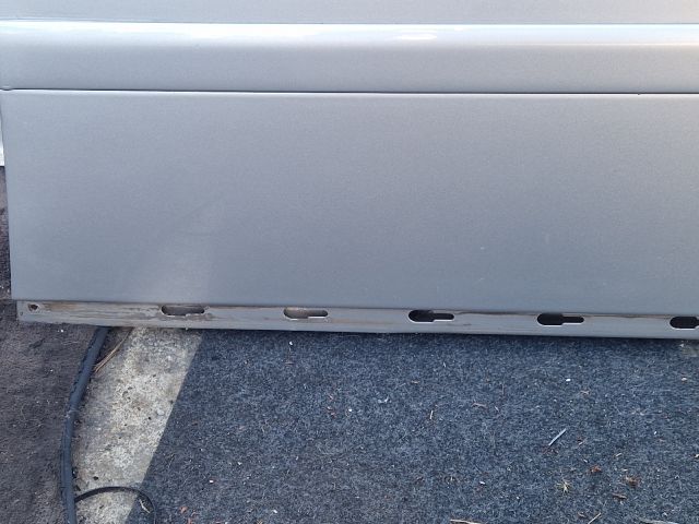 bontott AUDI A6 C5 Jobb első Ajtó (Részeivel)