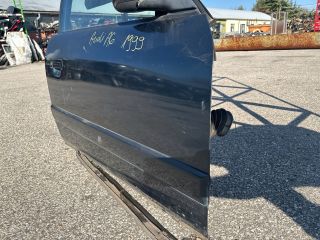 bontott AUDI A6 C5 Jobb első Ajtó (Részeivel)