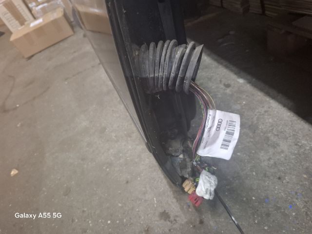 bontott AUDI A6 C5 Jobb első Ajtó (Részeivel)