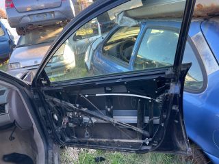 bontott AUDI A6 C5 Jobb első Ajtó (Üres lemez)